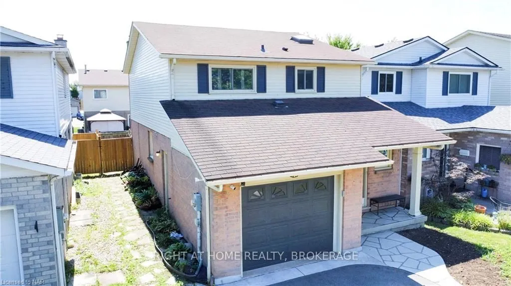 Photo 3 of 53 Baxter Crescent, Thorold, Confederation Heights — HOMEH