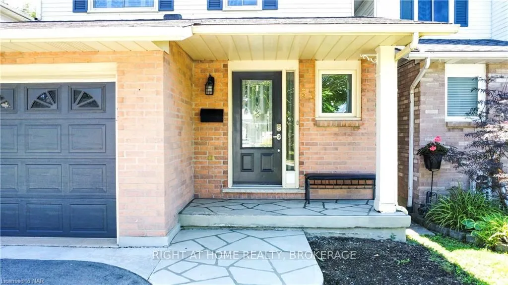 Photo 4 of 53 Baxter Crescent, Thorold, Confederation Heights — HOMEH