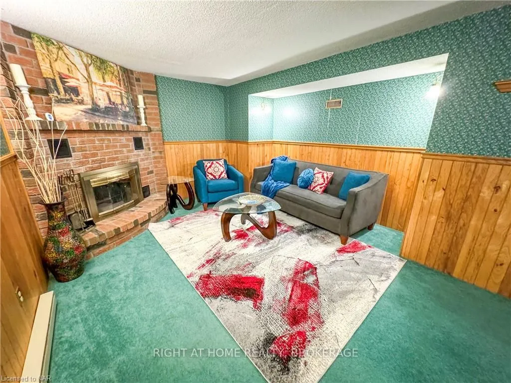 Photo 24 of 53 Baxter Crescent, Thorold, Confederation Heights — HOMEH