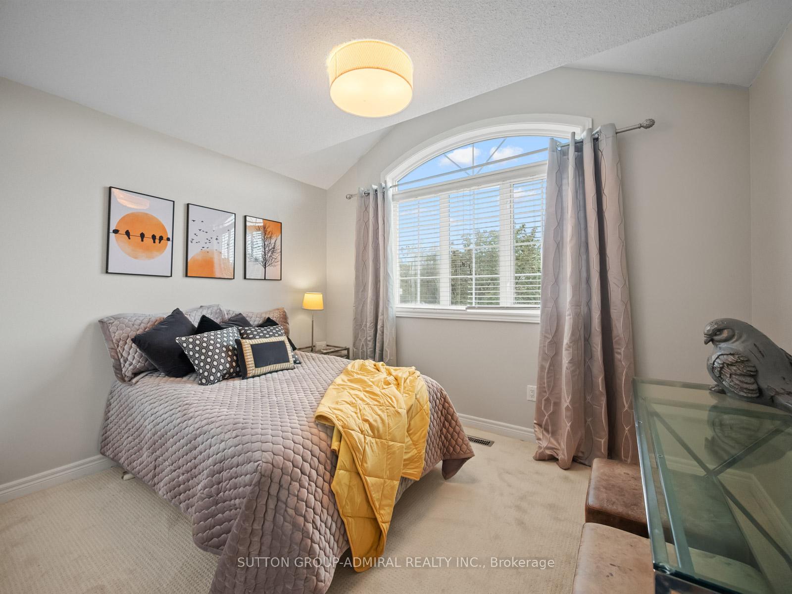Photo 22 of 79 Watkins Glen Crescent, Aurora, Bayview Wellington — HOMEH