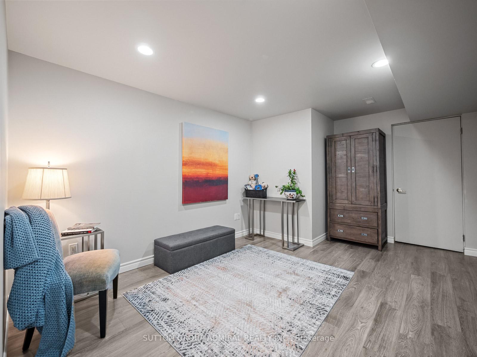 Photo 26 of 79 Watkins Glen Crescent, Aurora, Bayview Wellington — HOMEH
