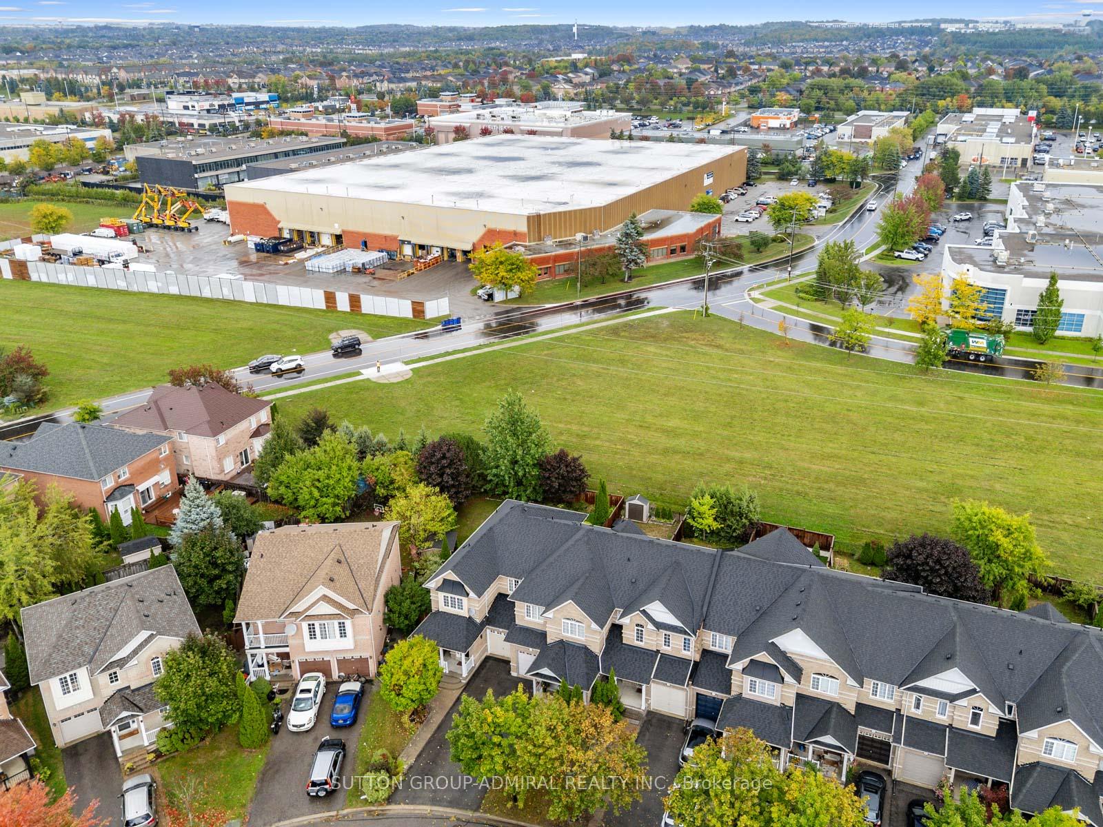 Photo 38 of 79 Watkins Glen Crescent, Aurora, Bayview Wellington — HOMEH