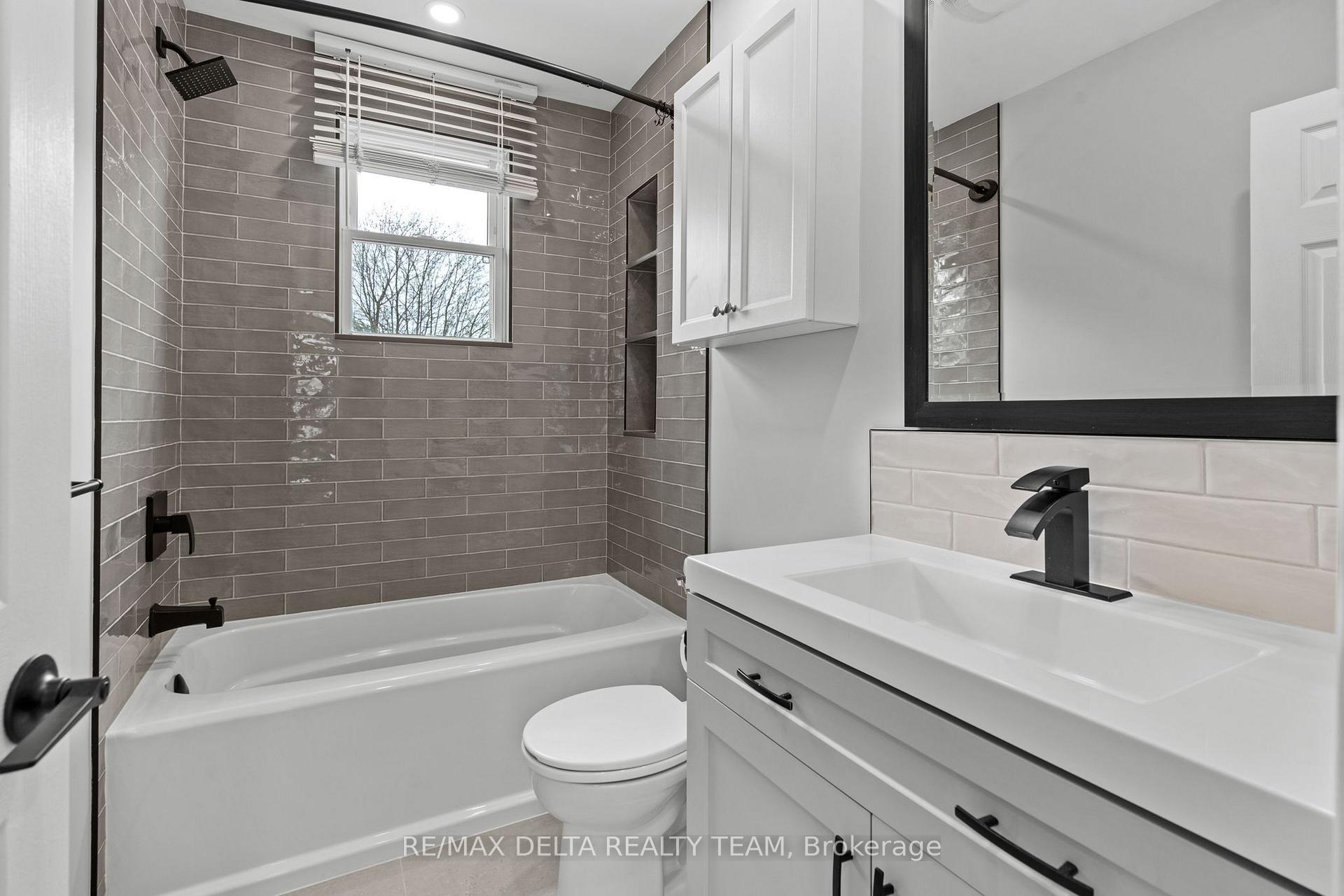 Photo 14 of 16 Seguin Street S, Ottawa, Cardinal Heights — HOMEH