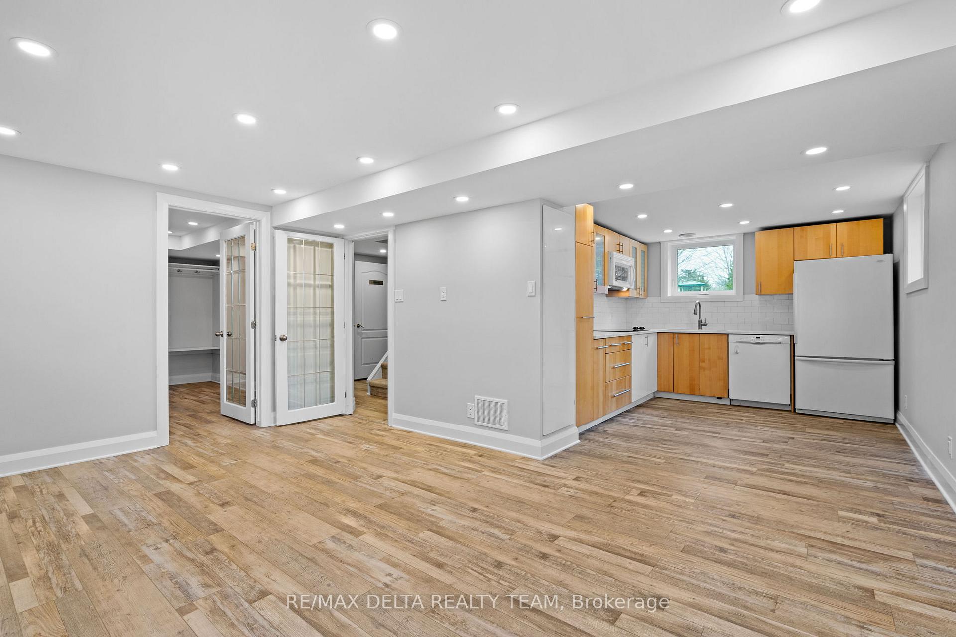 Photo 25 of 16 Seguin Street S, Ottawa, Cardinal Heights — HOMEH