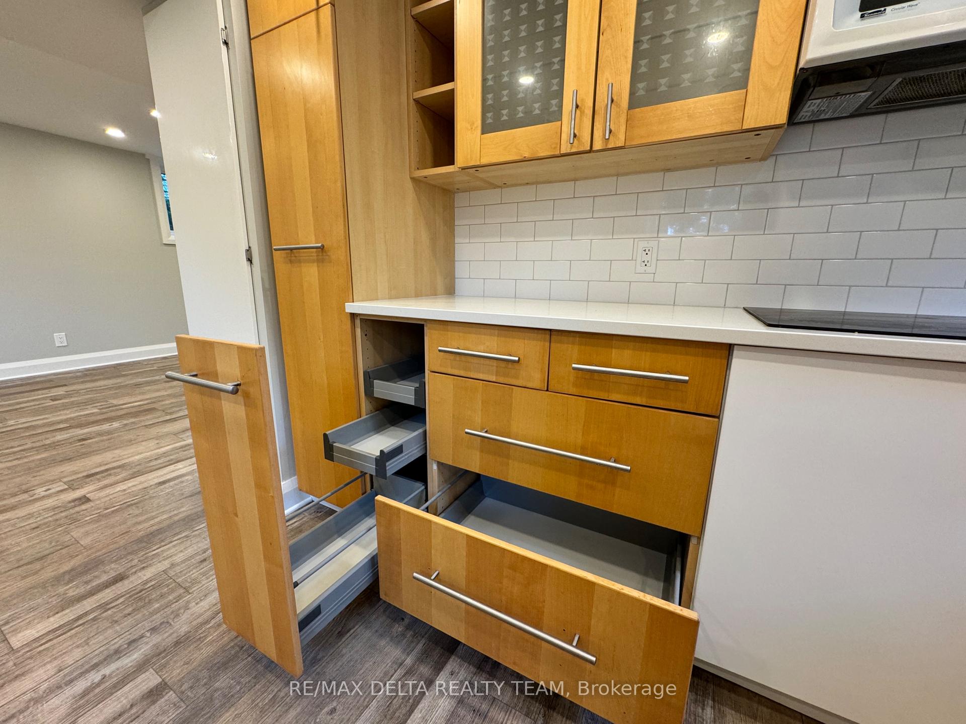 Photo 27 of 16 Seguin Street S, Ottawa, Cardinal Heights — HOMEH