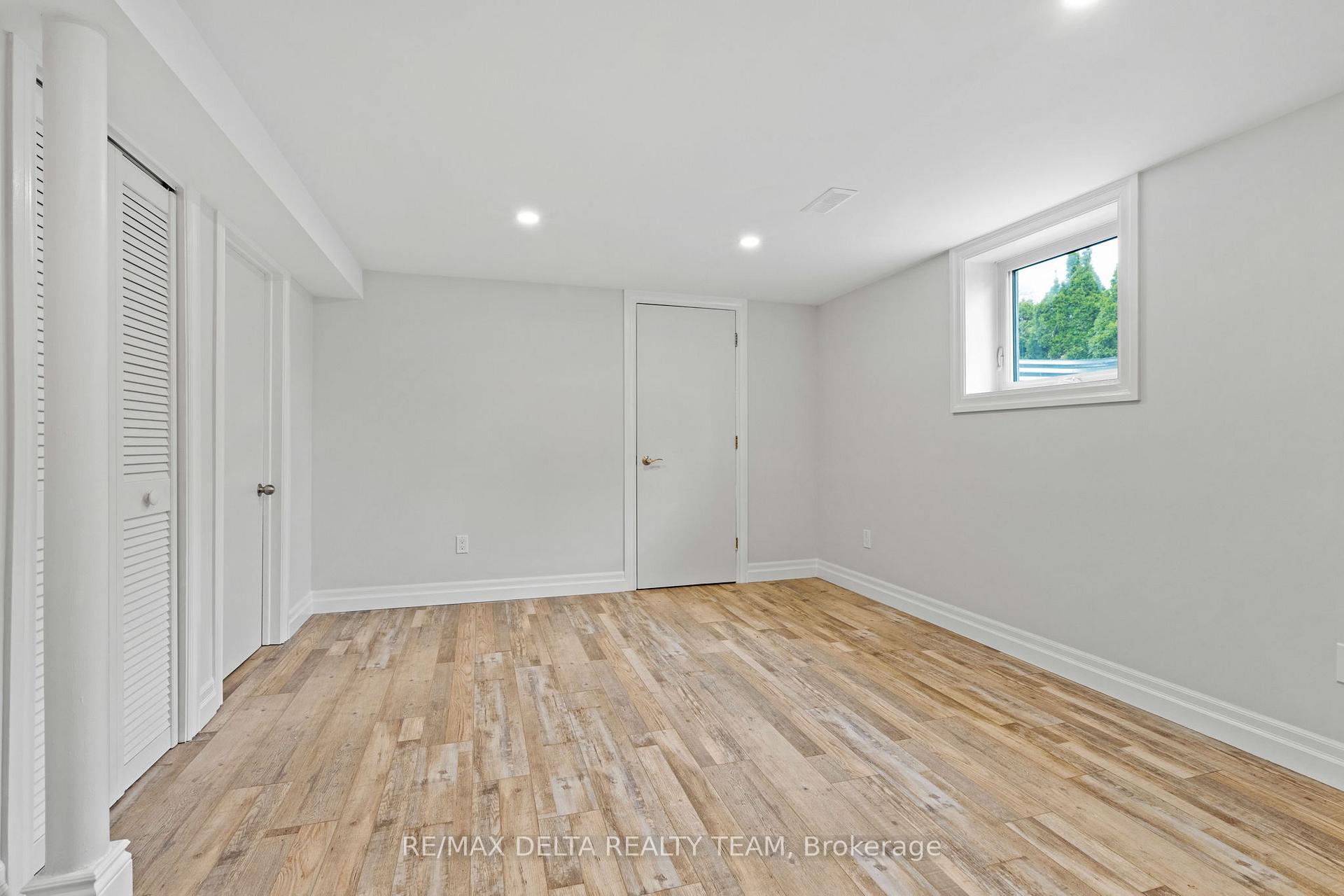 Photo 37 of 16 Seguin Street S, Ottawa, Cardinal Heights — HOMEH