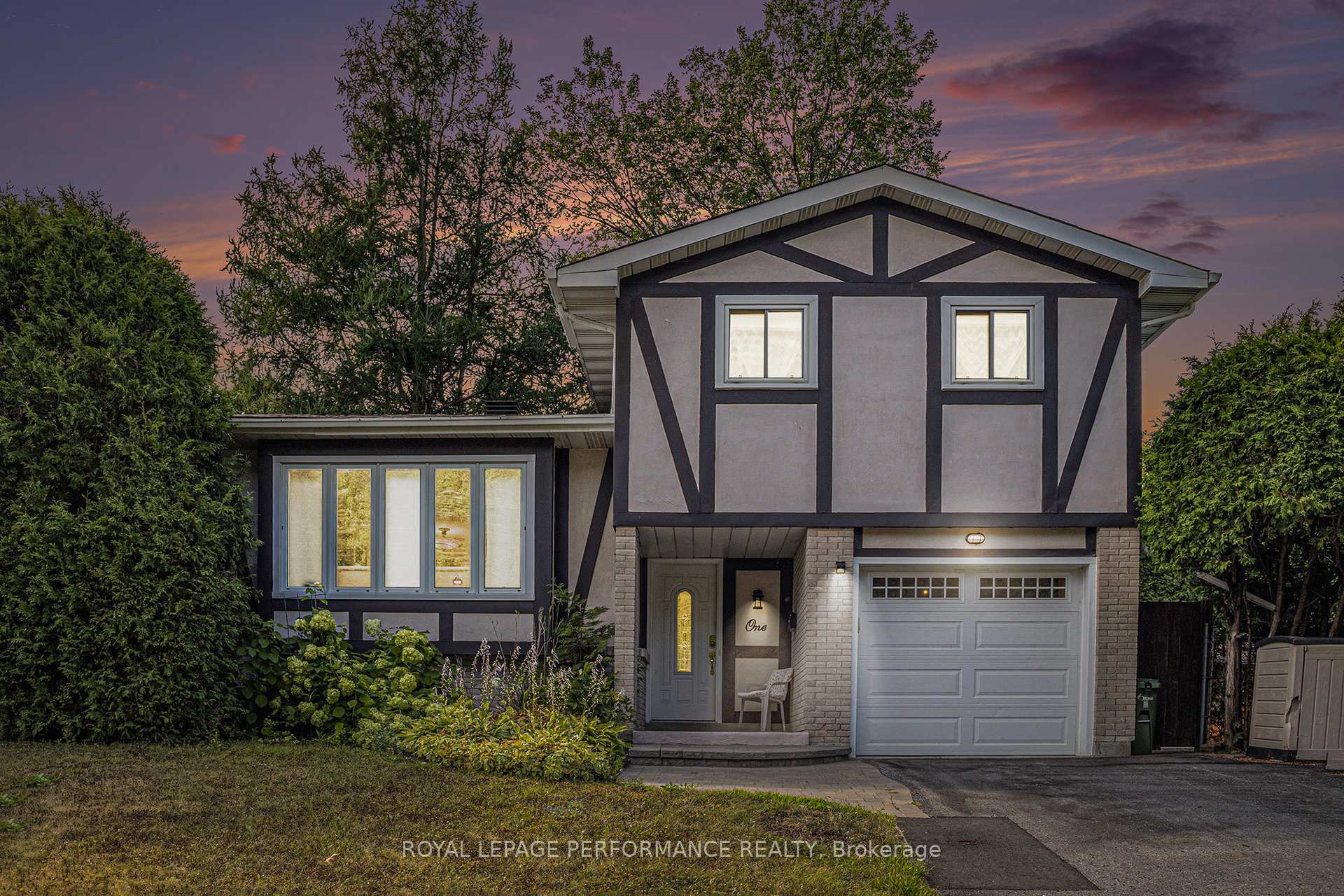 Photo 1 of 1 Wedgewood Crescent, Ottawa, Blackburn Hamlet — HOMEH