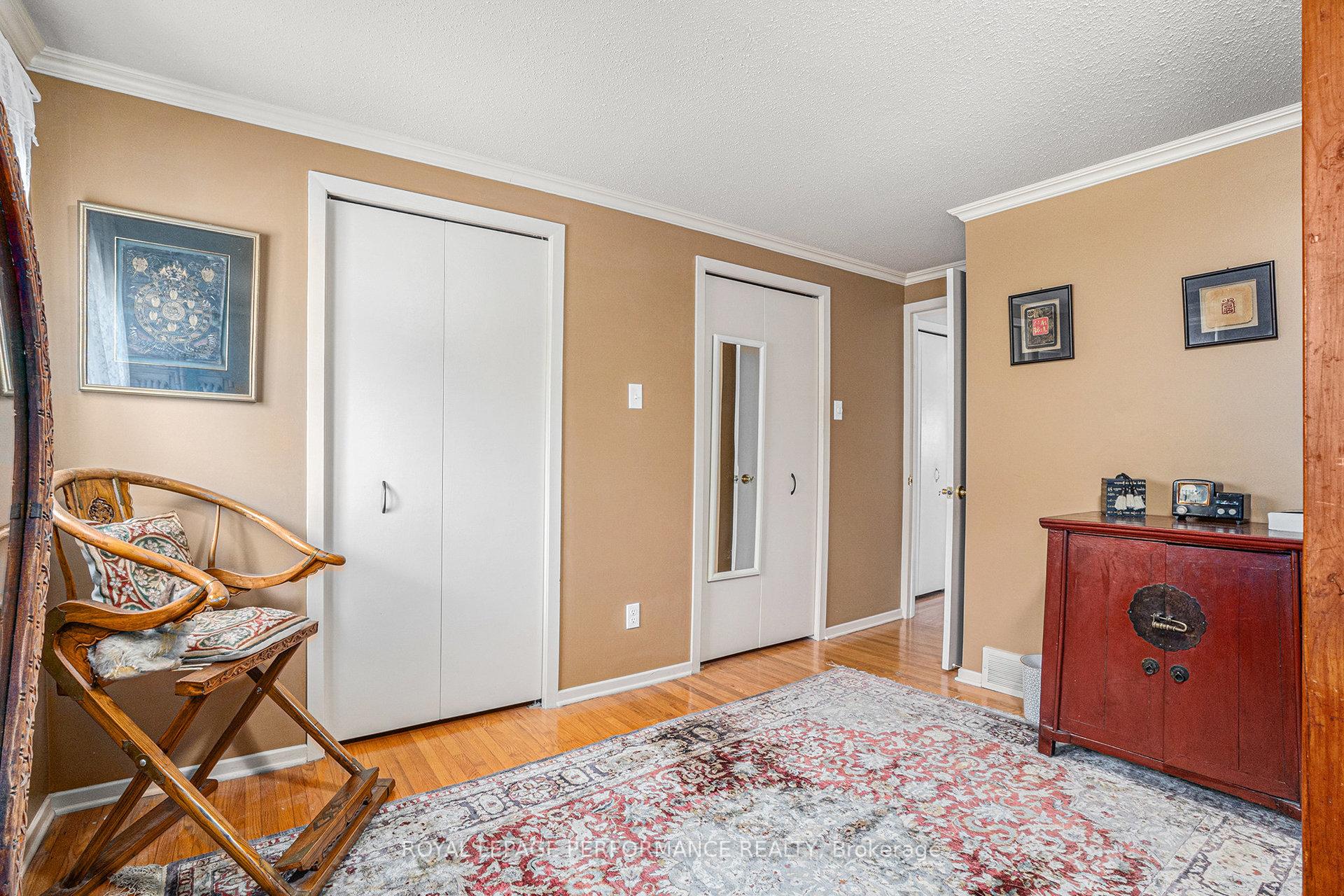 Photo 2 of 1 Wedgewood Crescent, Ottawa, Blackburn Hamlet — HOMEH