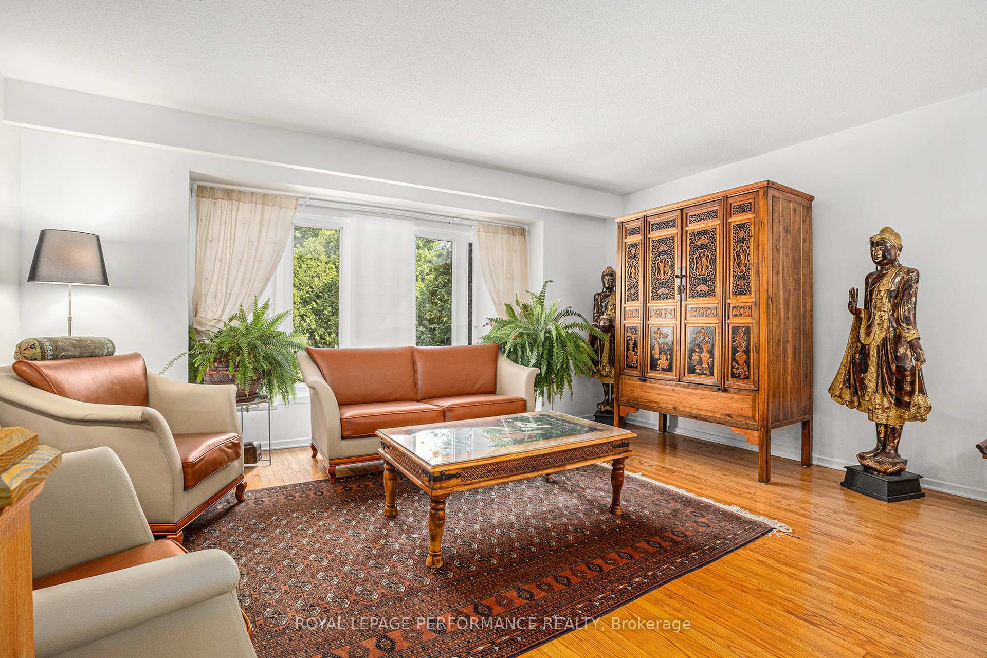 Photo 8 of 1 Wedgewood Crescent, Ottawa, Blackburn Hamlet — HOMEH