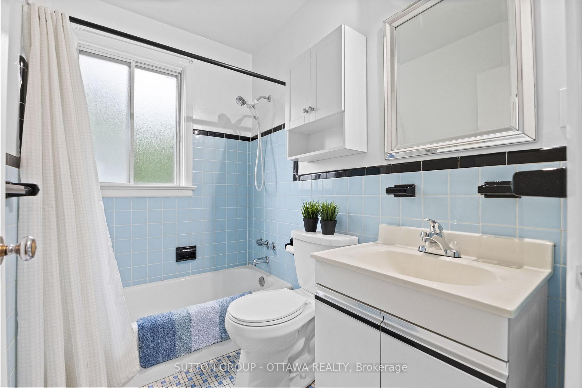 Photo 11 of 1487 Caverley Street, Ottawa, Riverview Park — HOMEH
