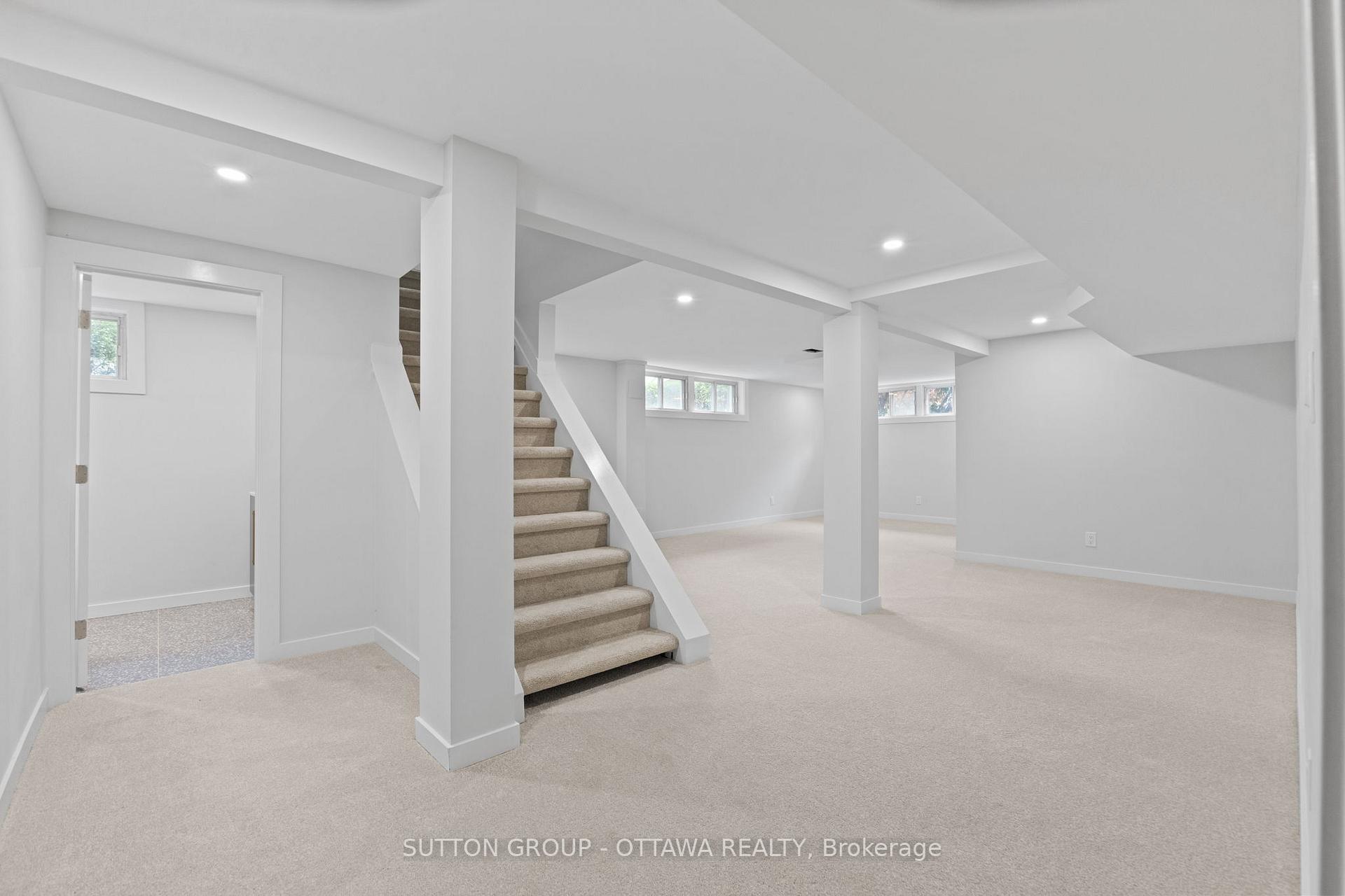 Photo 12 of 1487 Caverley Street, Ottawa, Riverview Park — HOMEH