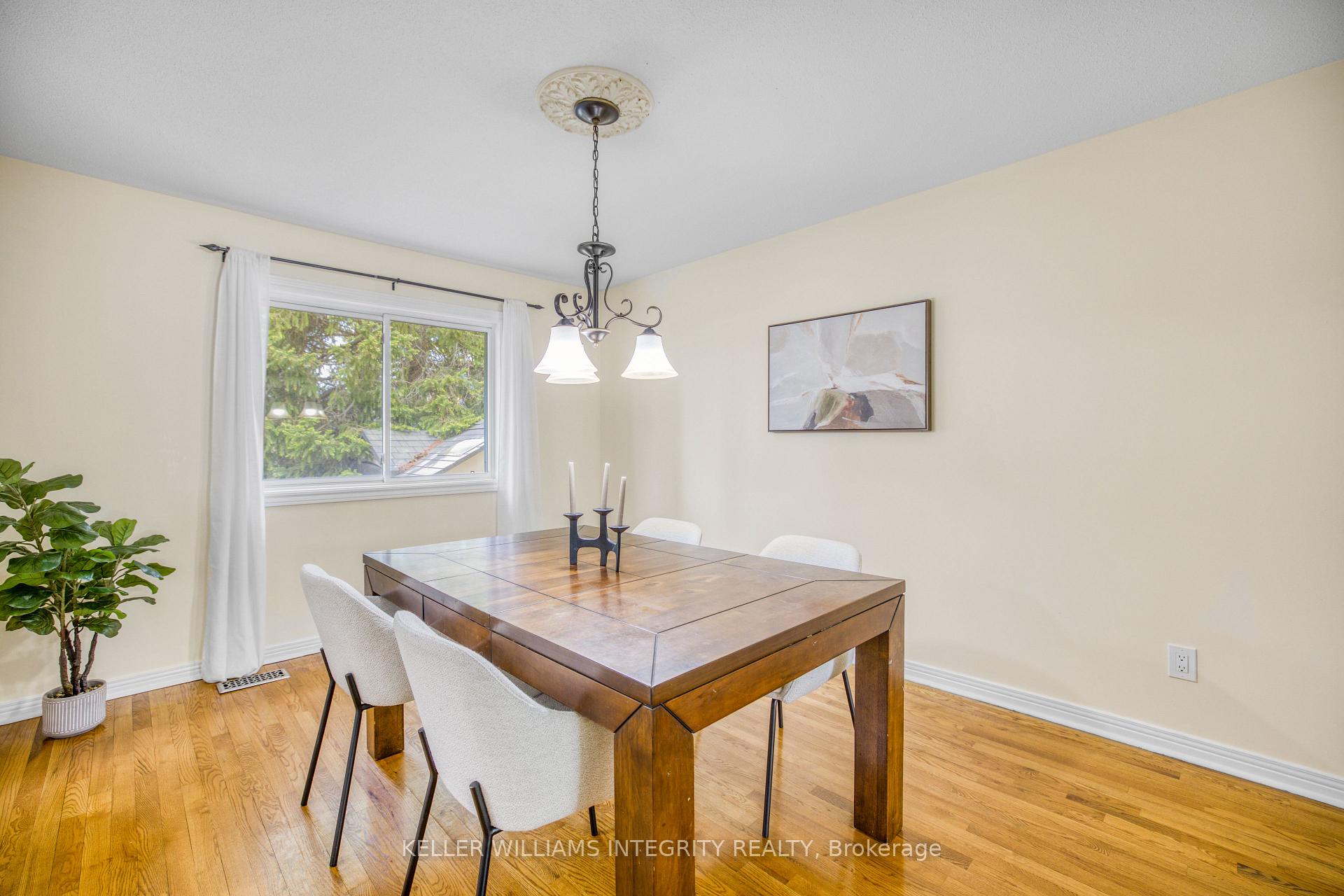 Photo 13 of 714 Mooneys Bay Place, Ottawa, Mooneys Bay/Riverside Park — HOMEH