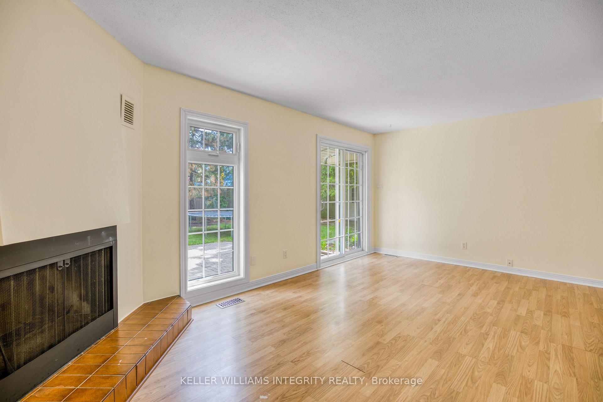 Photo 10 of 714 Mooneys Bay Place, Ottawa, Mooneys Bay/Riverside Park — HOMEH
