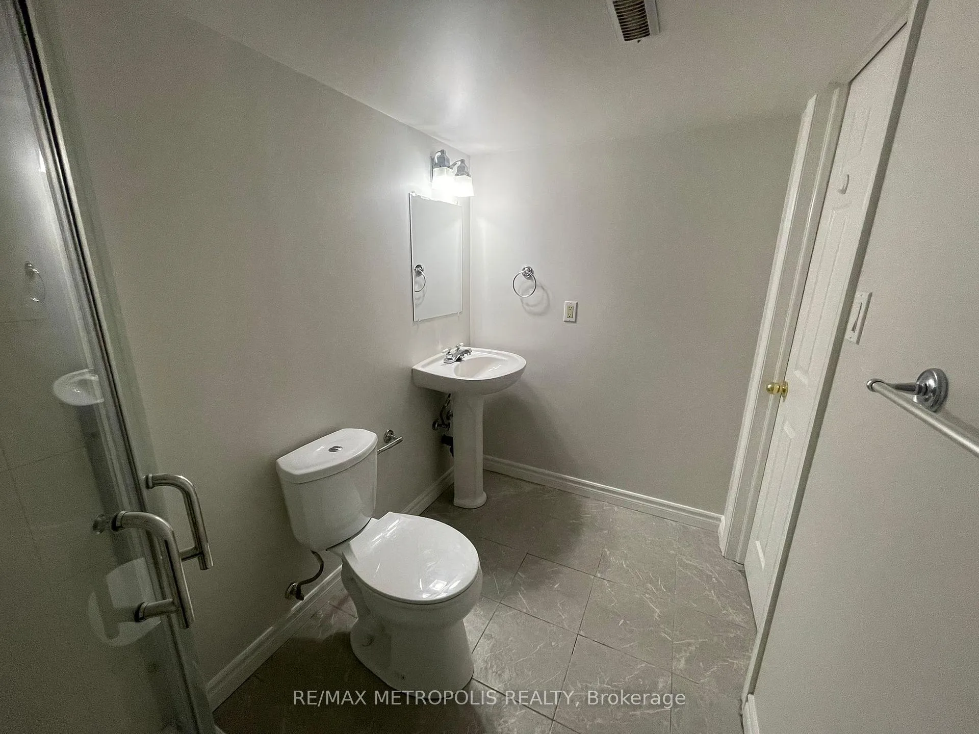 Photo 12 of Unit Lower, 58 Whitefoot Crescent, Ajax, South East — HOMEH