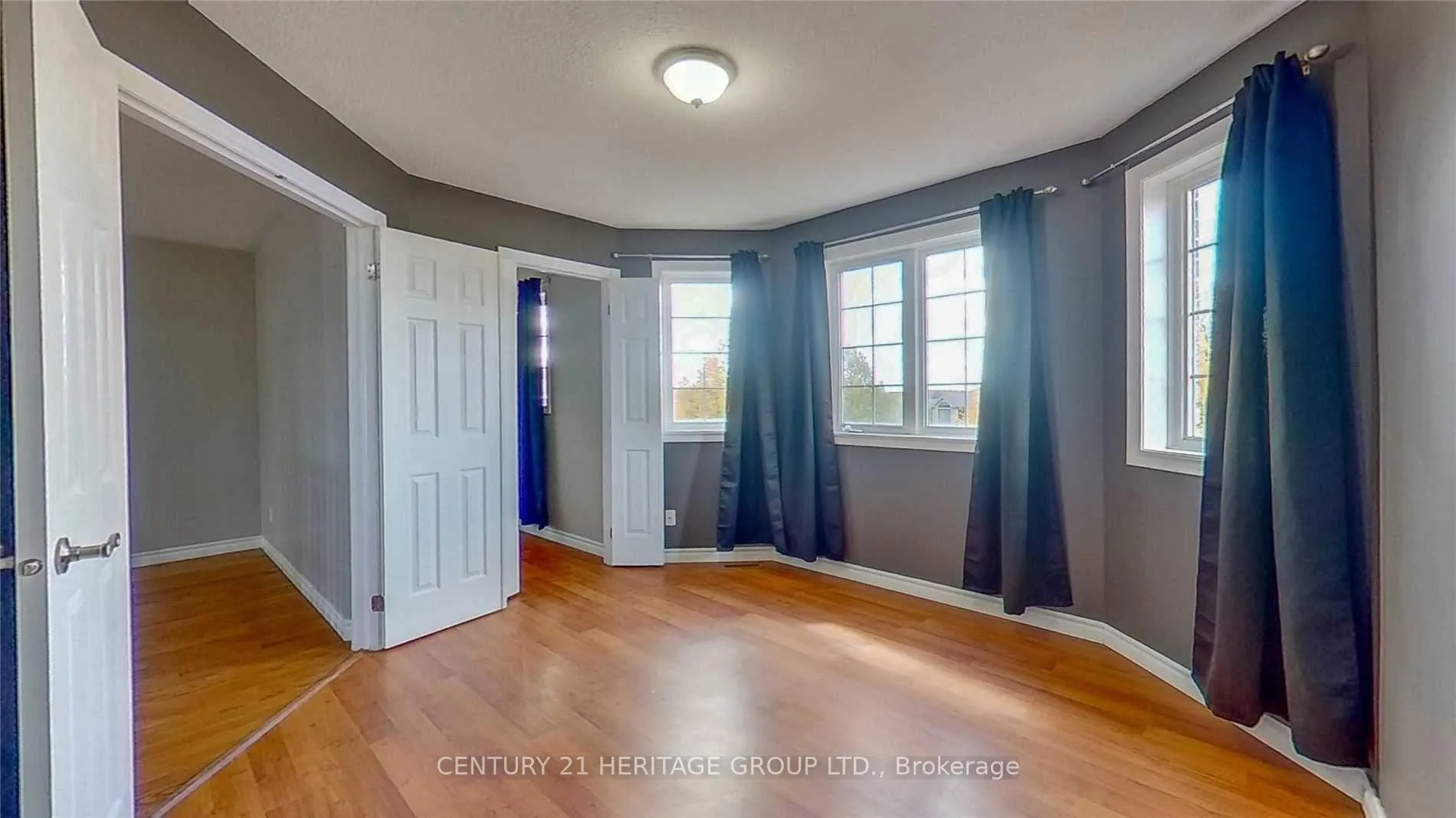 Photo 5 of Unit Main & 2nd, 25 Logan Court, Barrie, Holly — HOMEH