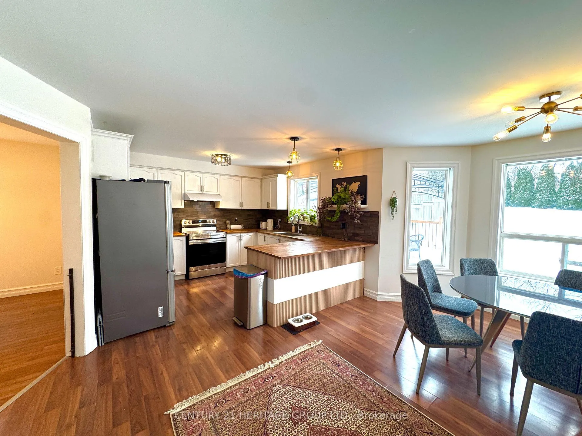 Photo 11 of Unit Main & 2nd, 25 Logan Court, Barrie, Holly — HOMEH