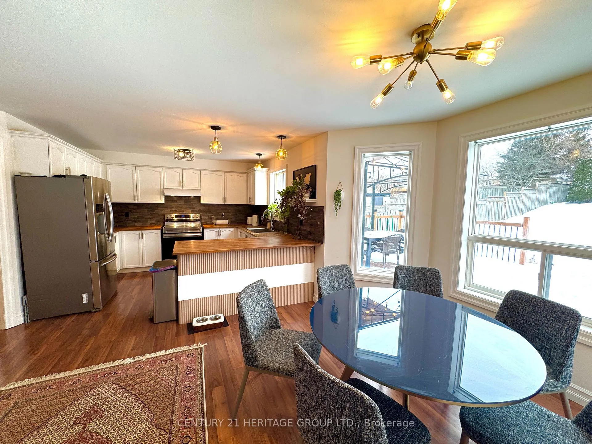 Photo 12 of Unit Main & 2nd, 25 Logan Court, Barrie, Holly — HOMEH