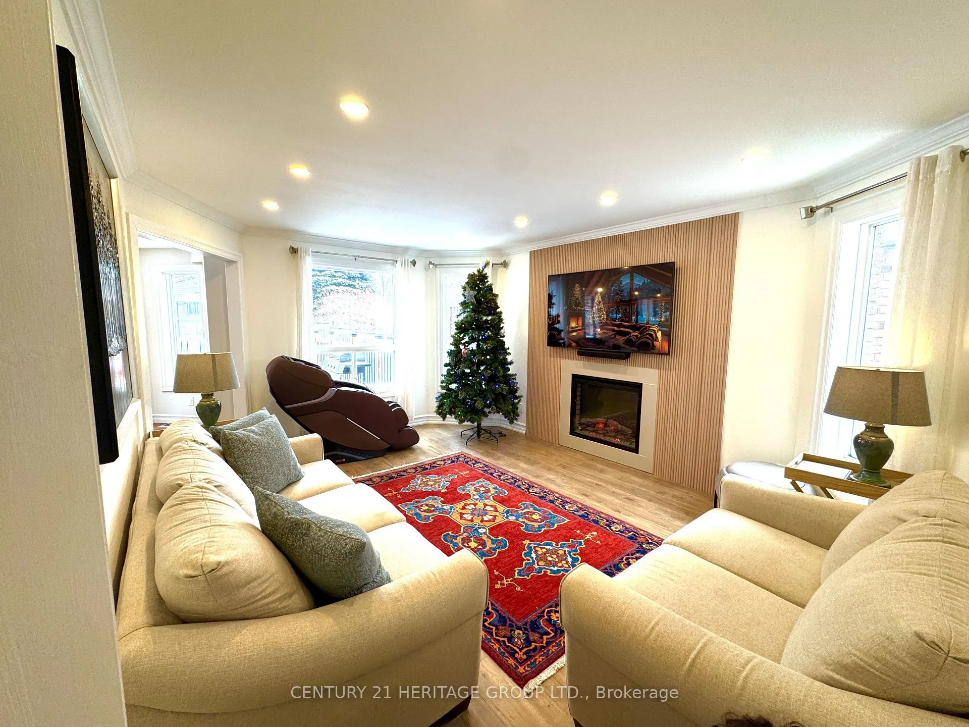Photo 18 of Unit Main & 2nd, 25 Logan Court, Barrie, Holly — HOMEH
