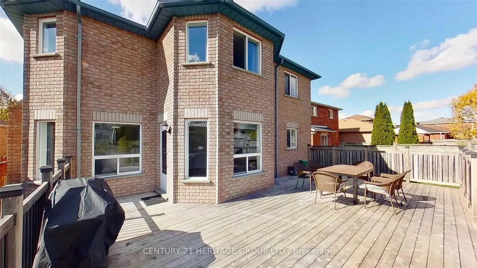 Photo 30 of Unit Main & 2nd, 25 Logan Court, Barrie, Holly — HOMEH
