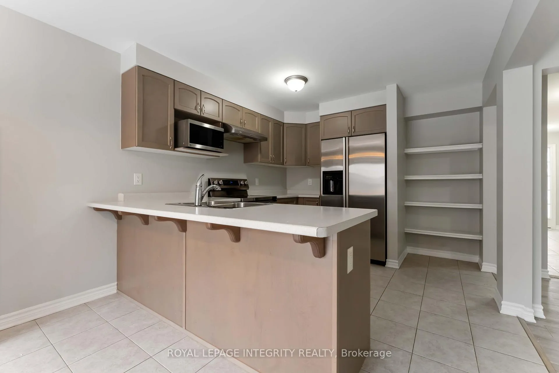 Photo 14 of 408 Aphelion Crescent, Ottawa, Barrhaven - Half Moon Bay — HOMEH