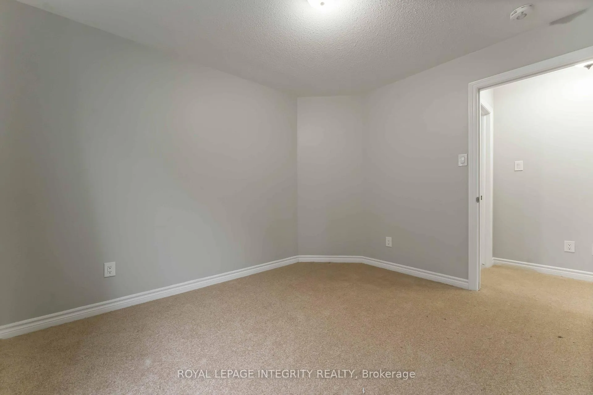 Photo 29 of 408 Aphelion Crescent, Ottawa, Barrhaven - Half Moon Bay — HOMEH