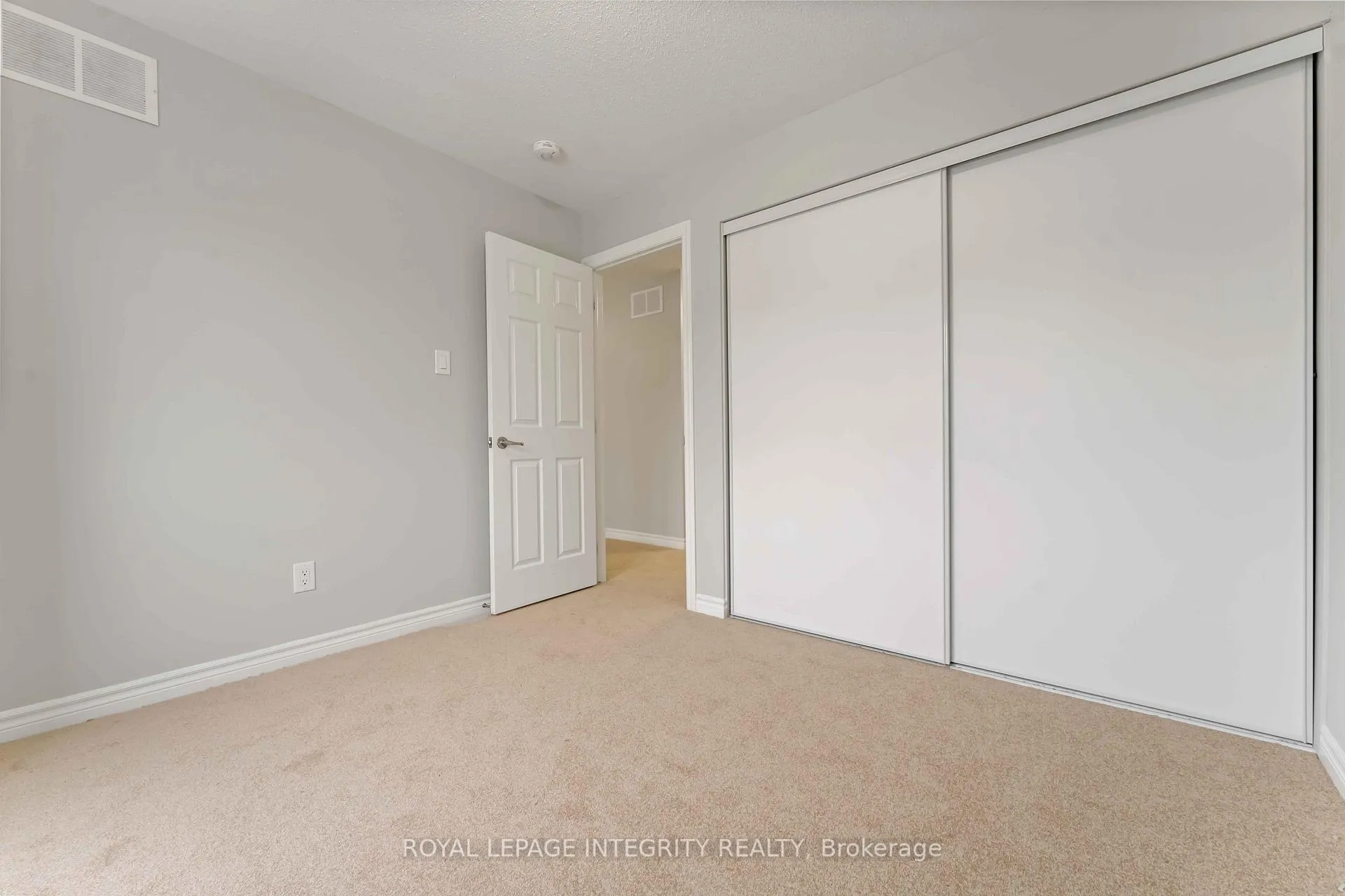 Photo 33 of 408 Aphelion Crescent, Ottawa, Barrhaven - Half Moon Bay — HOMEH