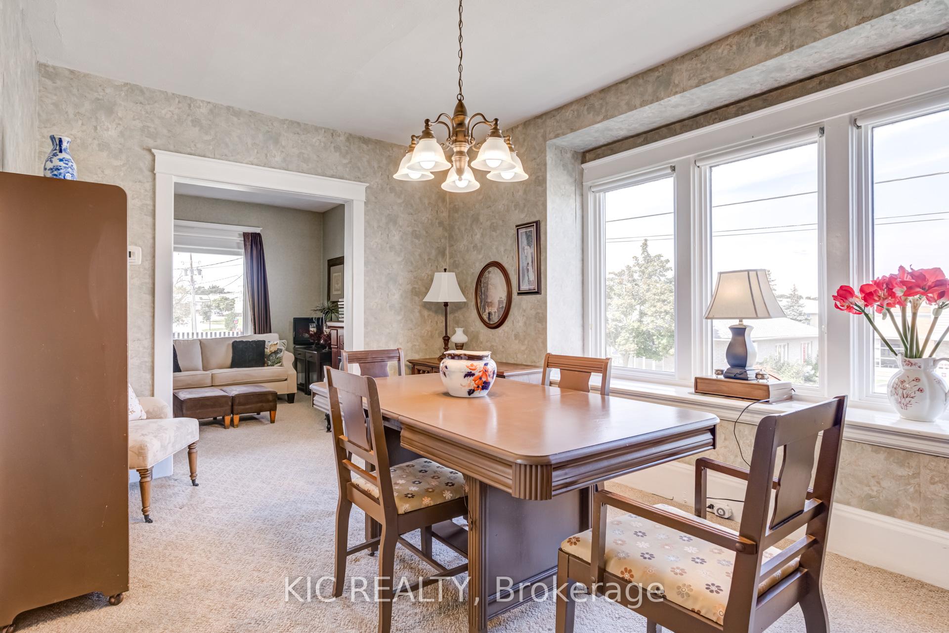 Photo 11 of 2 Boundary Lane, Thorold, Thorold Downtown — HOMEH