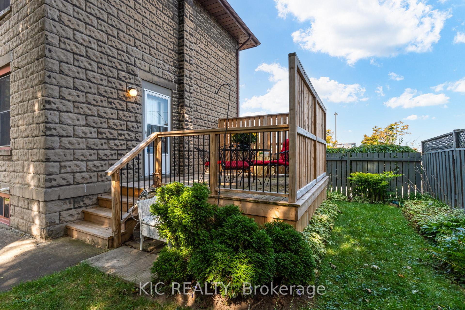 Photo 32 of 2 Boundary Lane, Thorold, Thorold Downtown — HOMEH