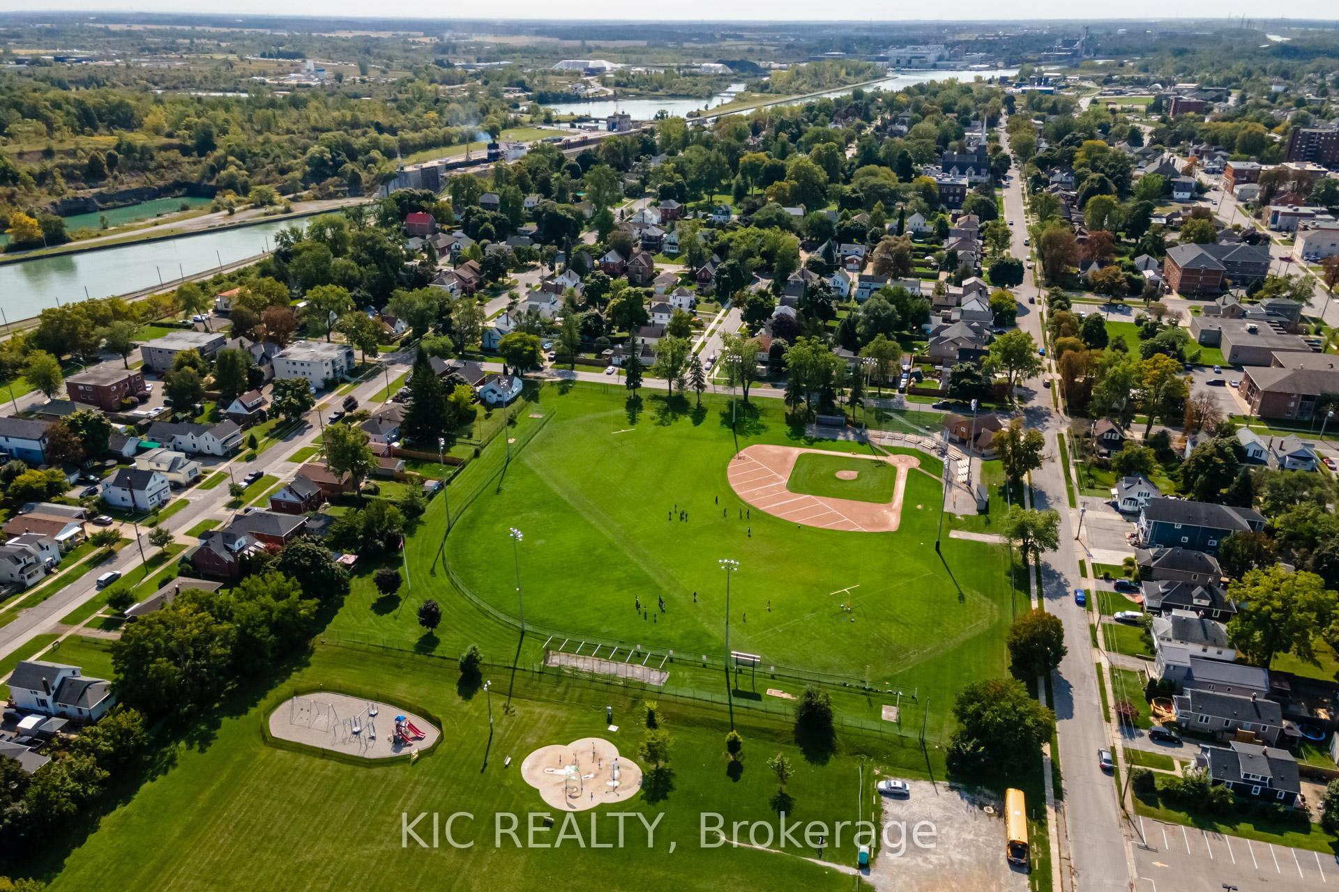 Photo 39 of 2 Boundary Lane, Thorold, Thorold Downtown — HOMEH