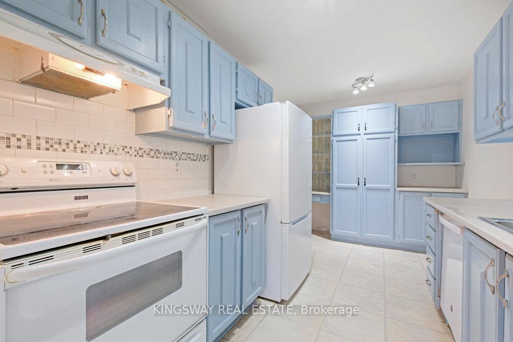 Photo 10 of 742 Mooney's Bay Place, Ottawa, Mooneys Bay/Riverside Park — HOMEH