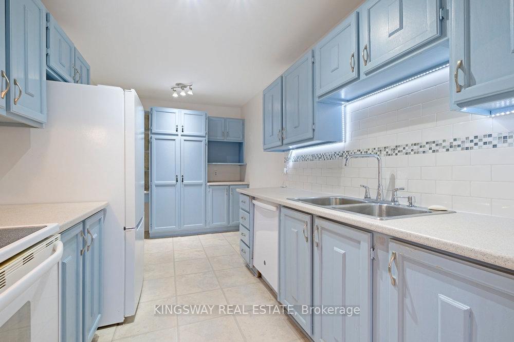Photo 11 of 742 Mooney's Bay Place, Ottawa, Mooneys Bay/Riverside Park — HOMEH