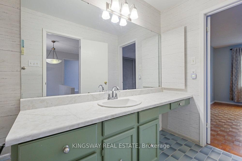 Photo 35 of 742 Mooney's Bay Place, Ottawa, Mooneys Bay/Riverside Park — HOMEH