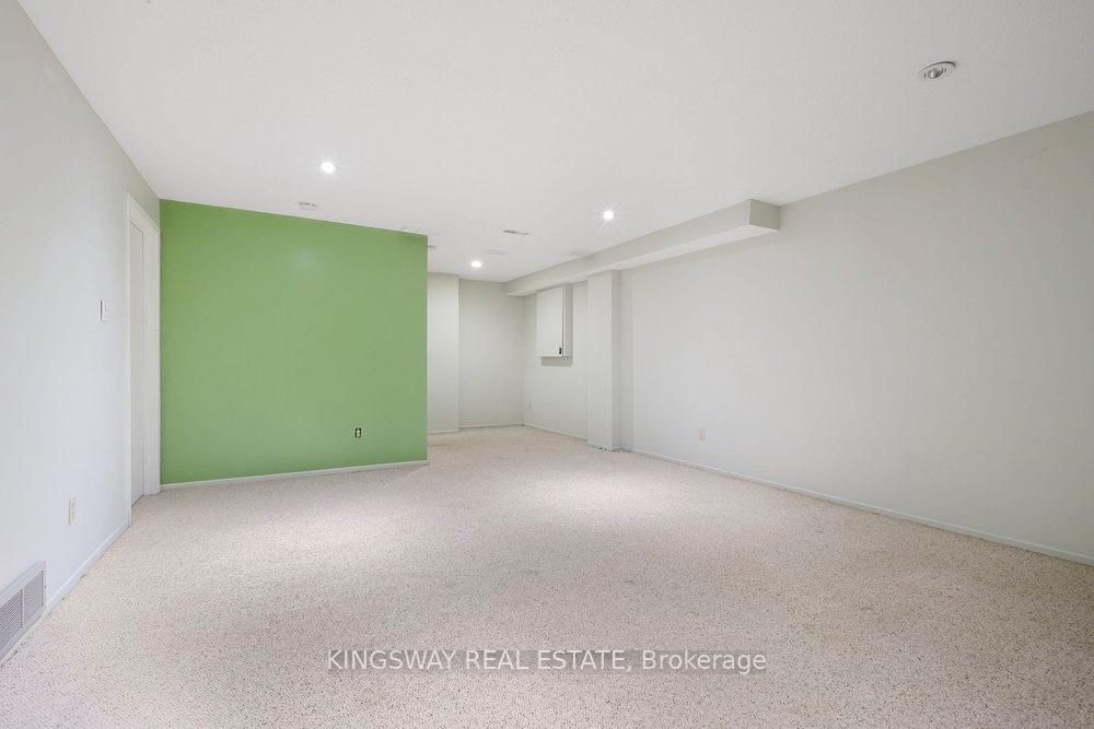 Photo 32 of 742 Mooney's Bay Place, Ottawa, Mooneys Bay/Riverside Park — HOMEH