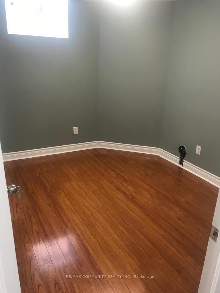 Photo 9 of 33 Challenger Court, Scarborough, Highland Creek — HOMEH