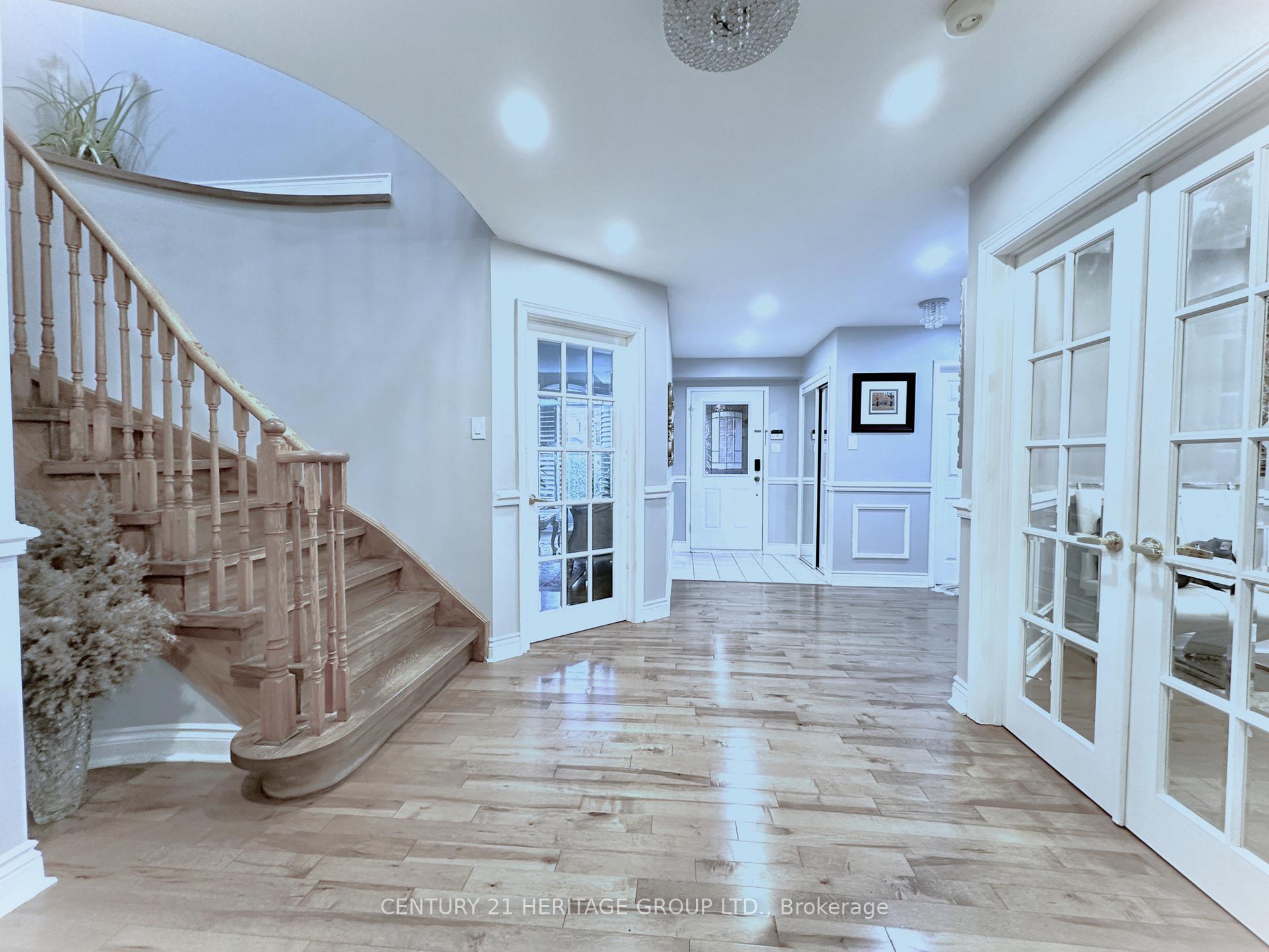Photo 1 of 192 Covent Crescent, Aurora, Aurora Highlands — HOMEH