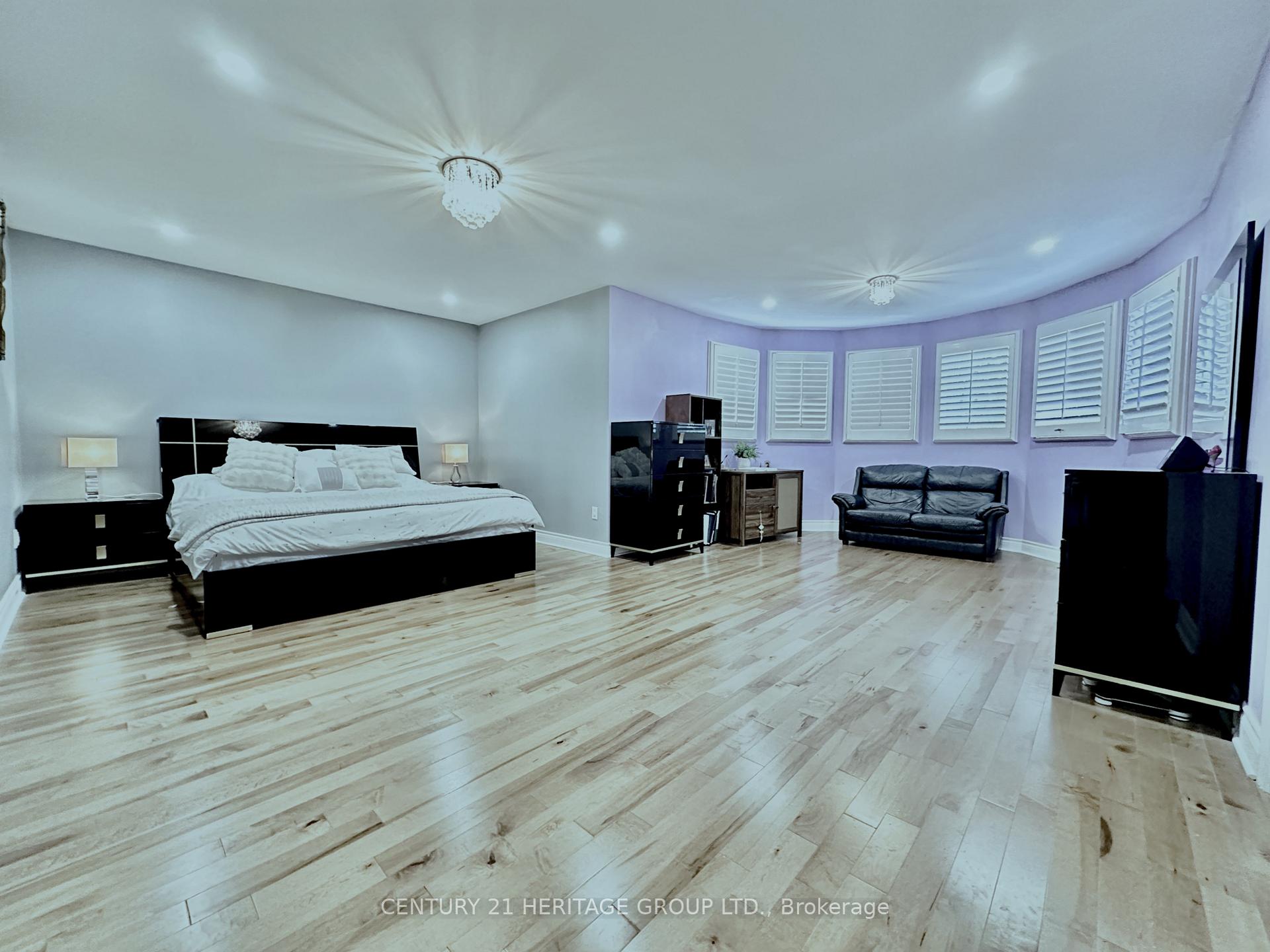 Photo 16 of 192 Covent Crescent, Aurora, Aurora Highlands — HOMEH