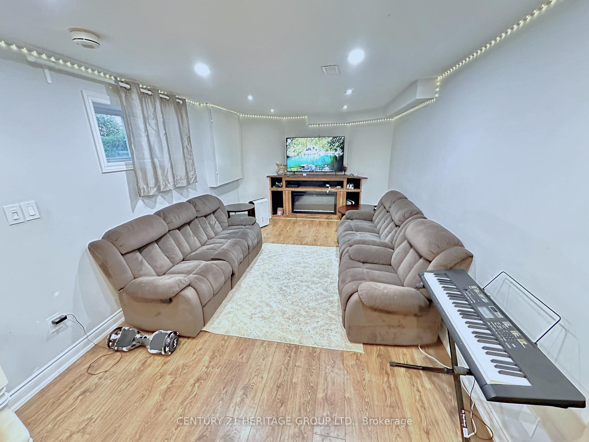 Photo 33 of 192 Covent Crescent, Aurora, Aurora Highlands — HOMEH