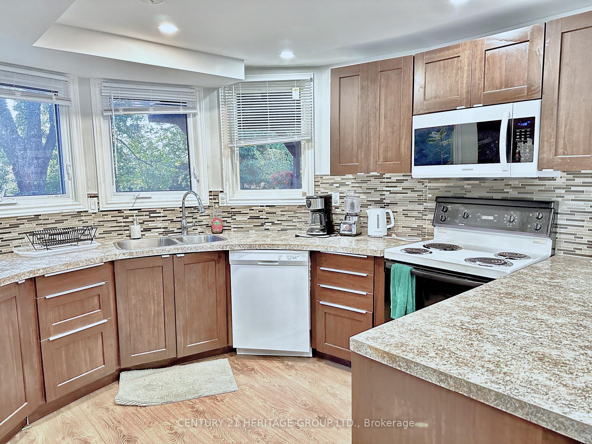 Photo 36 of 192 Covent Crescent, Aurora, Aurora Highlands — HOMEH
