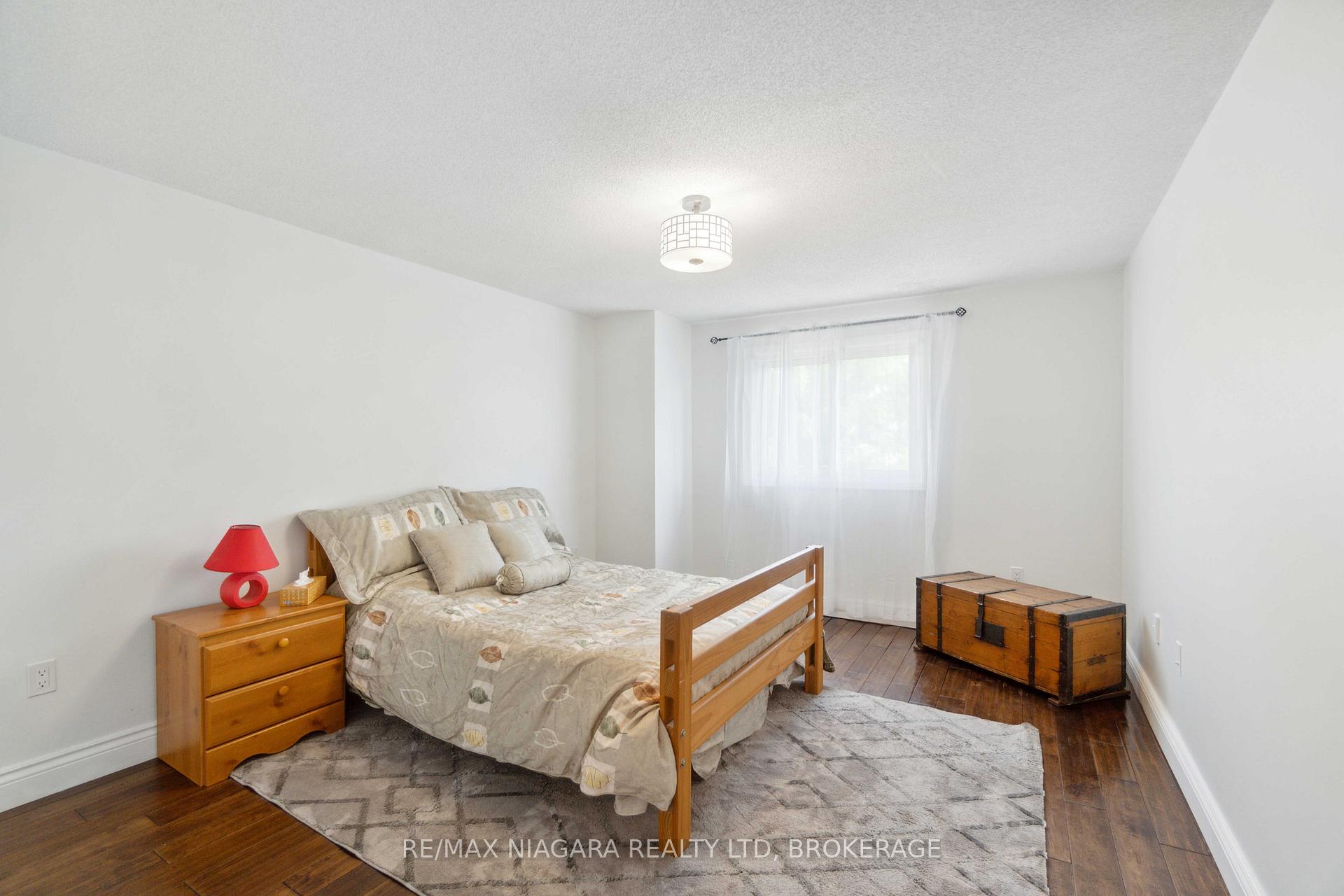 Photo 9 of 9 Culligan Crescent, Thorold, Confederation Heights — HOMEH