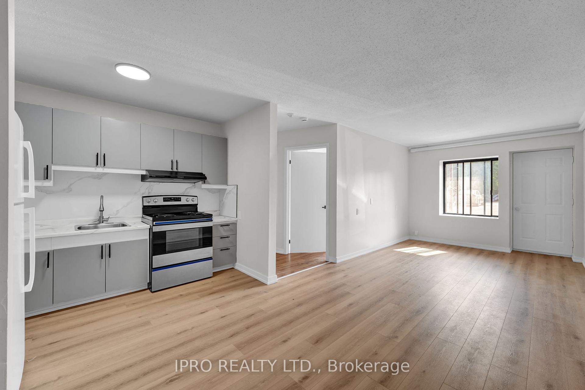 Photo 4 of Unit 15, 6 John Street S, Arnprior — HOMEH
