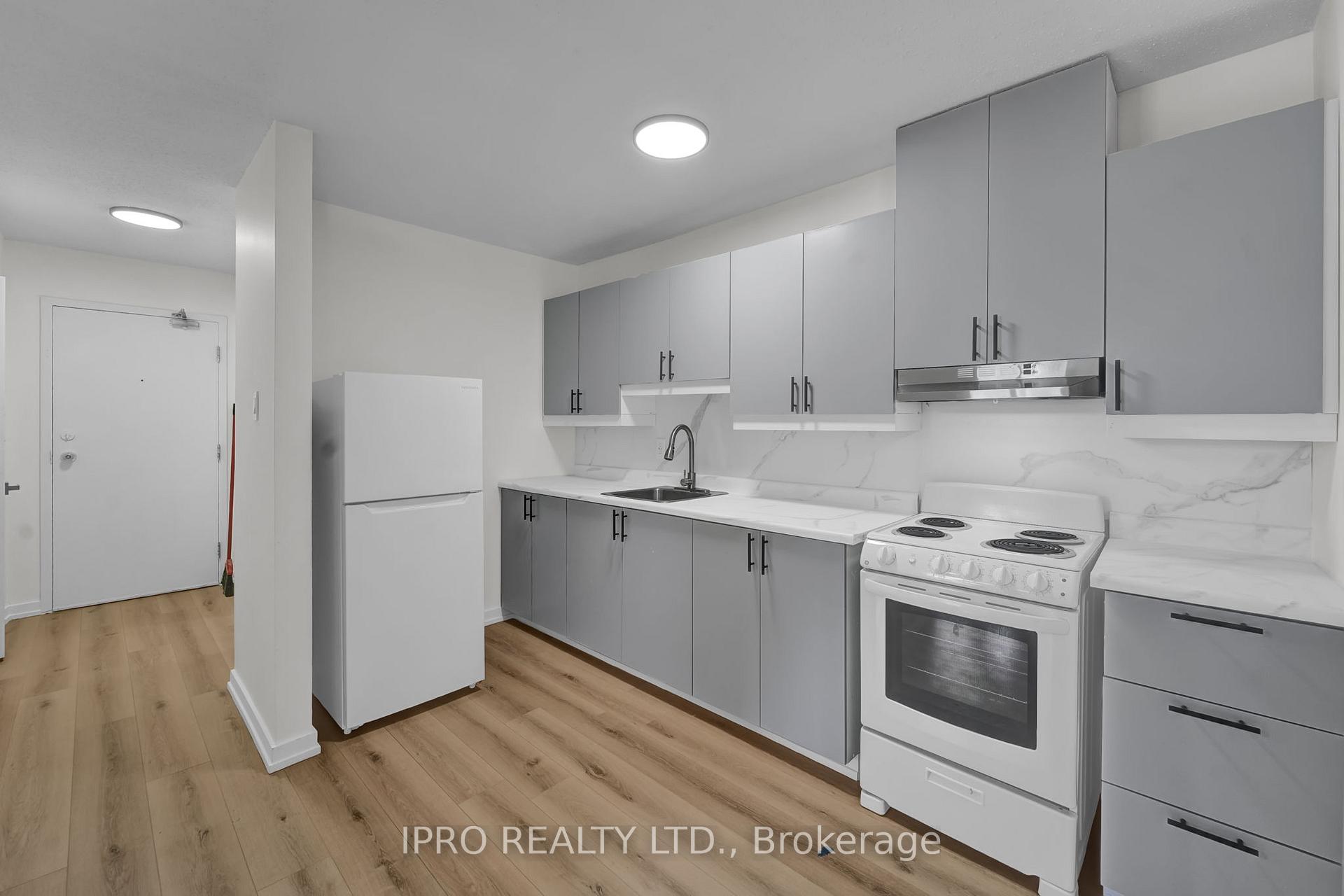 Photo 5 of Unit 15, 6 John Street S, Arnprior — HOMEH
