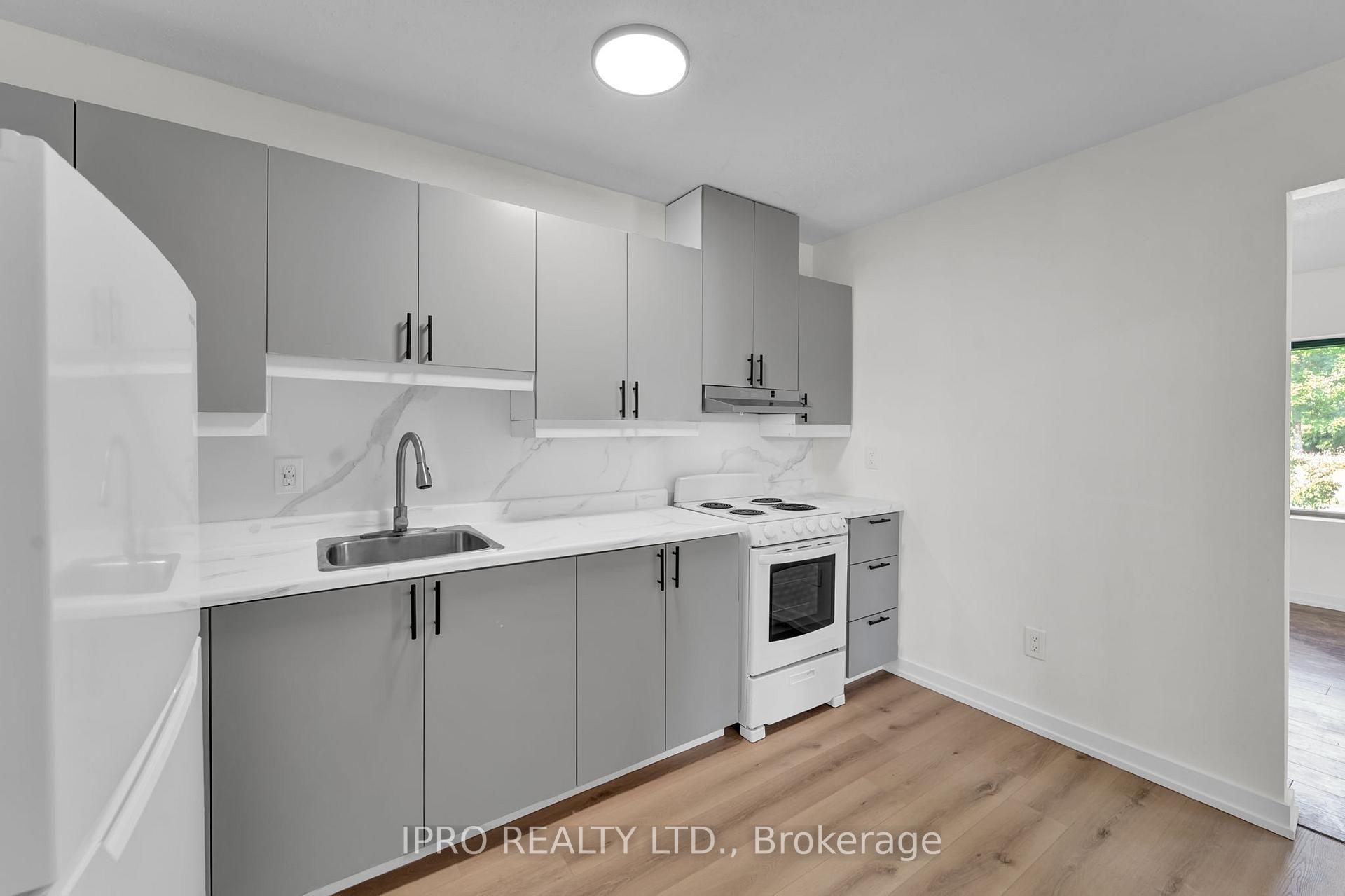 Photo 9 of Unit 15, 6 John Street S, Arnprior — HOMEH