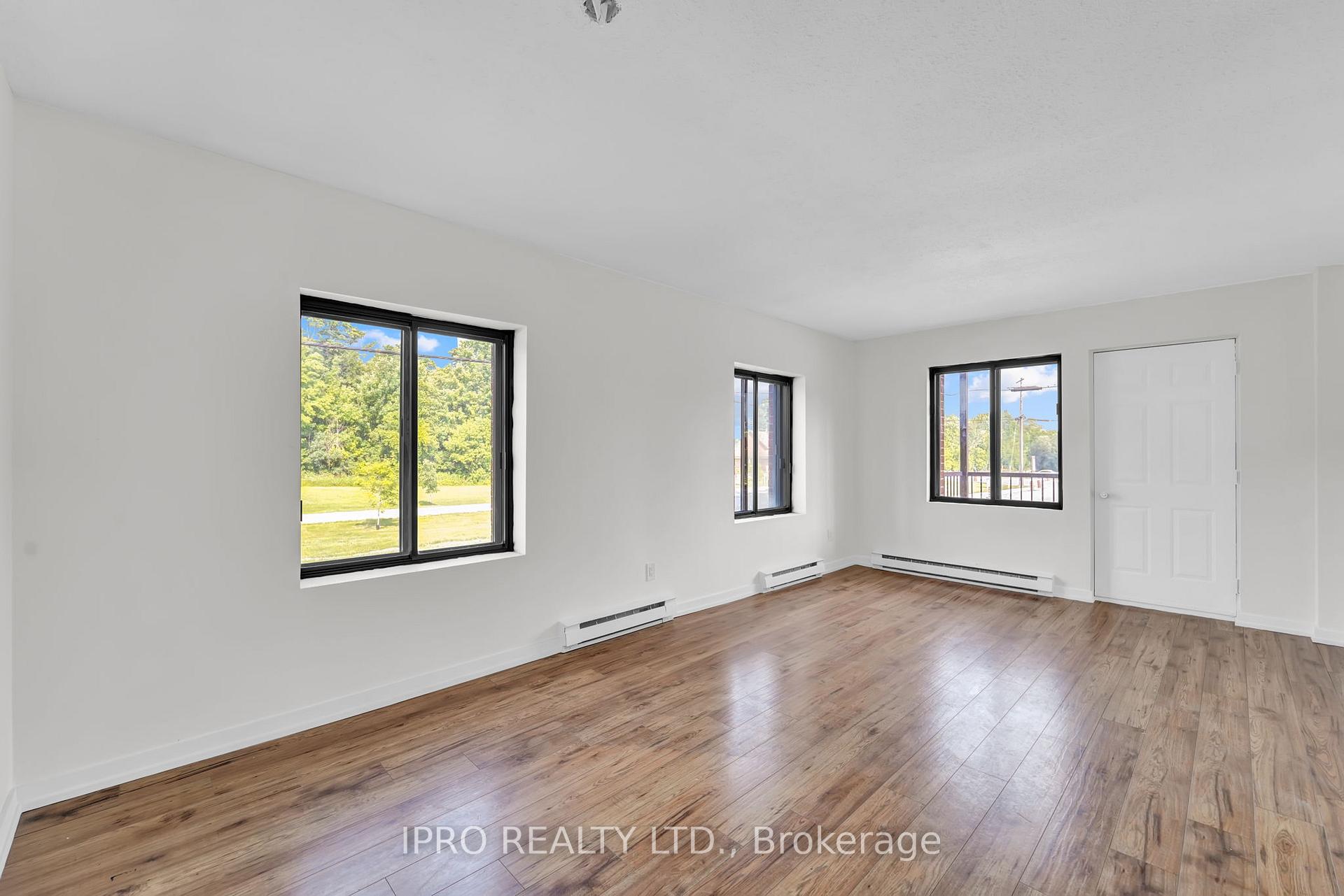 Photo 19 of Unit 15, 6 John Street S, Arnprior — HOMEH