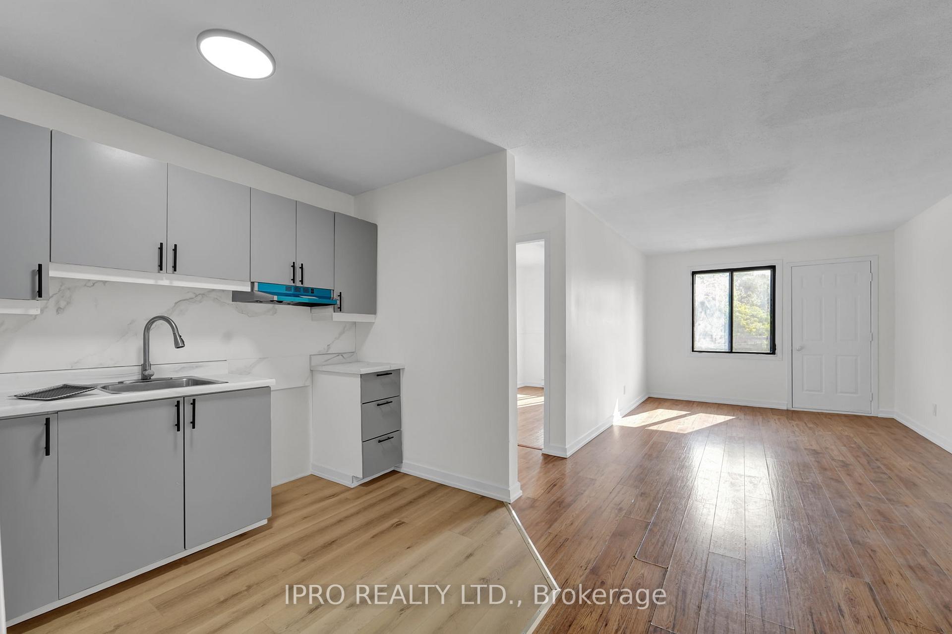 Photo 12 of Unit 15, 6 John Street S, Arnprior — HOMEH