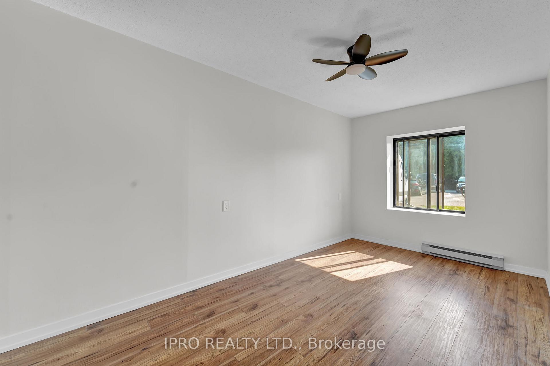 Photo 13 of Unit 15, 6 John Street S, Arnprior — HOMEH