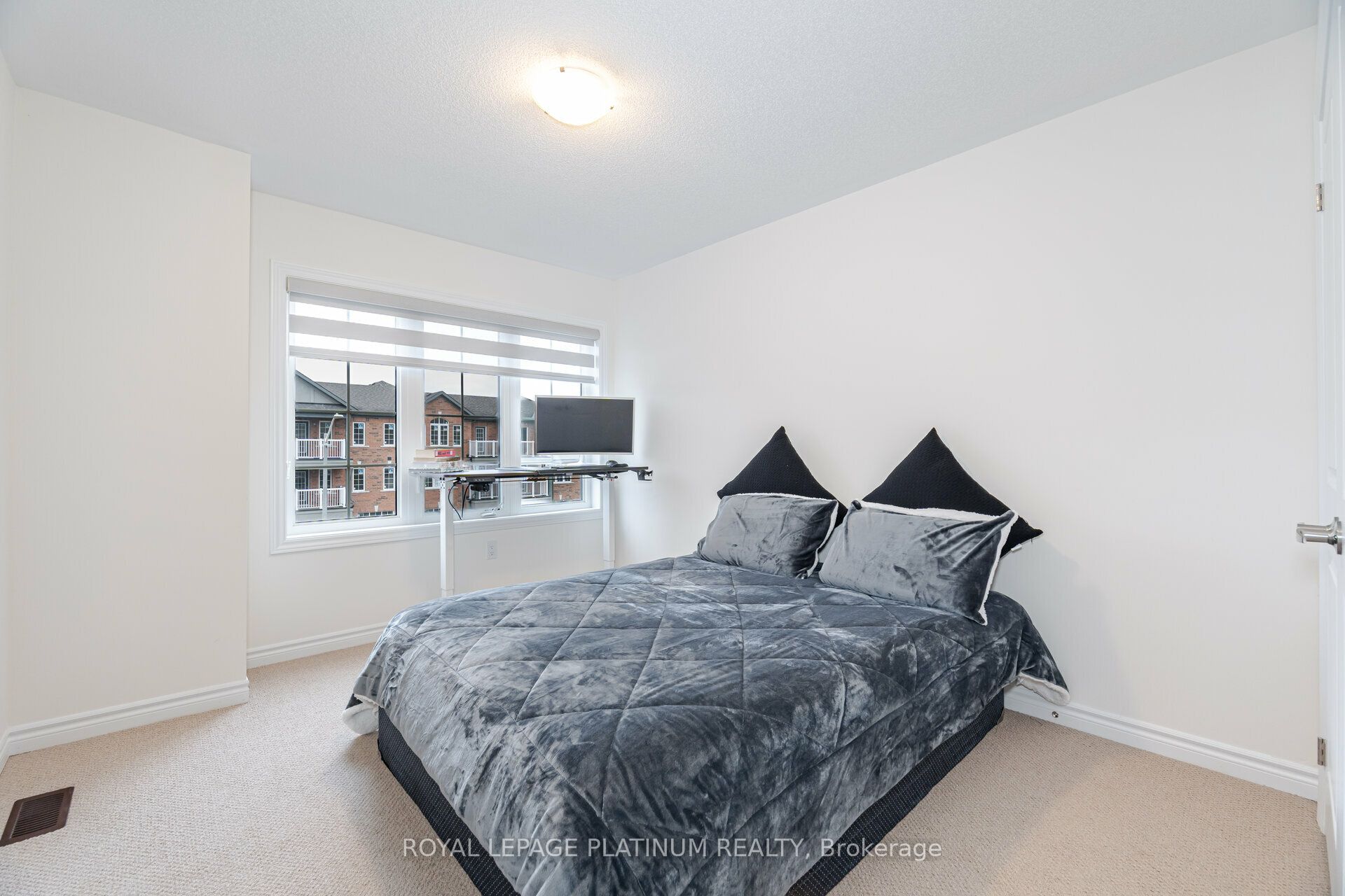 Photo 69 of 2199 Grainger Loop, Innisfil, Rural Innisfil — HOMEH