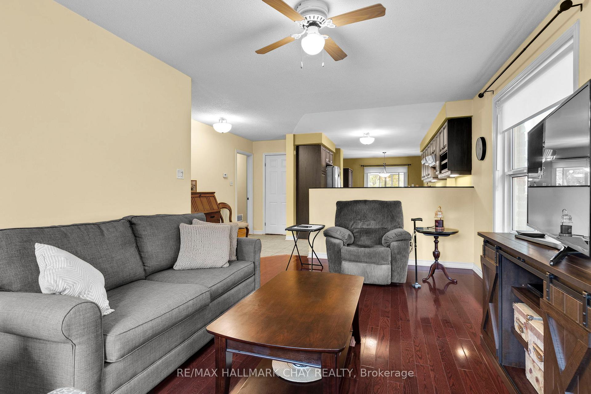 Photo 7 of 91 Ruffet Drive, Barrie, Edgehill Drive — HOMEH