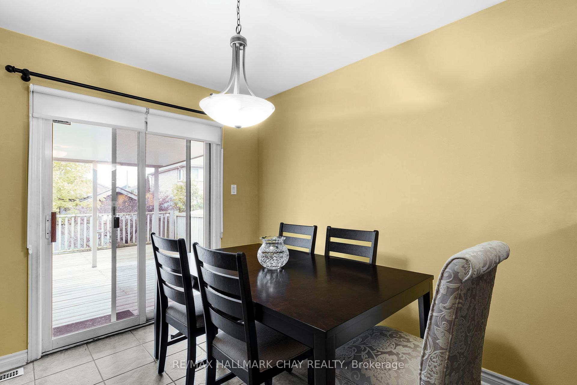 Photo 11 of 91 Ruffet Drive, Barrie, Edgehill Drive — HOMEH