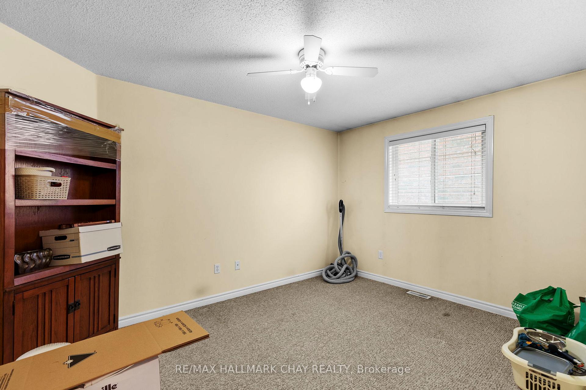 Photo 18 of 91 Ruffet Drive, Barrie, Edgehill Drive — HOMEH