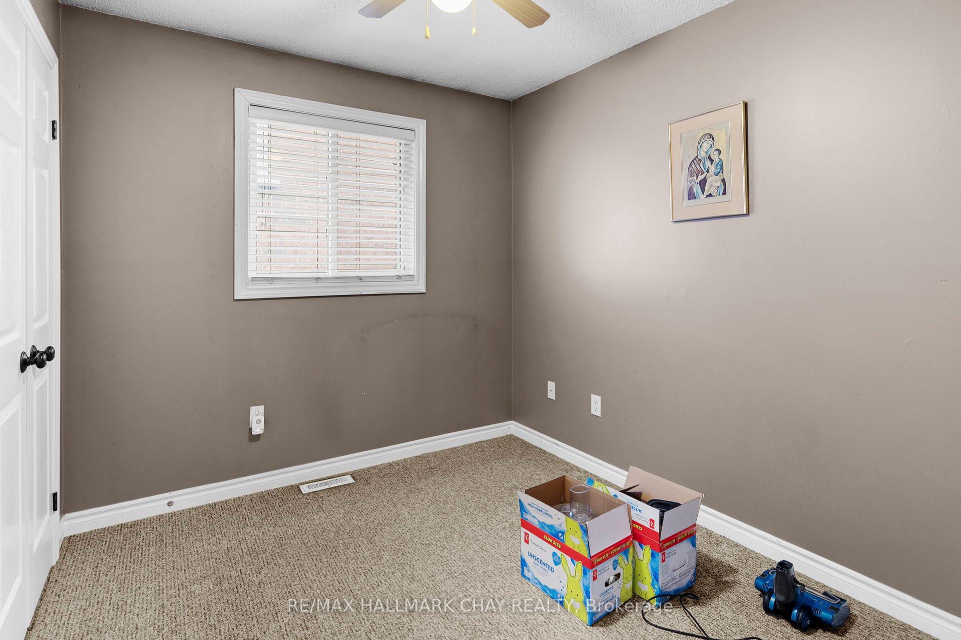 Photo 15 of 91 Ruffet Drive, Barrie, Edgehill Drive — HOMEH